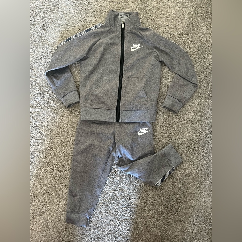 3T Nike Sweatsuit